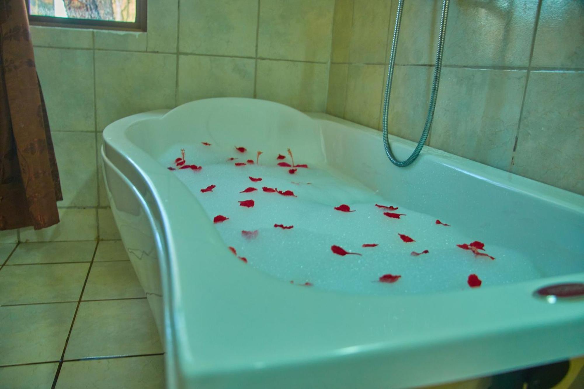 Ngorongoro Corridor Lodge Karatu Zewnętrze zdjęcie